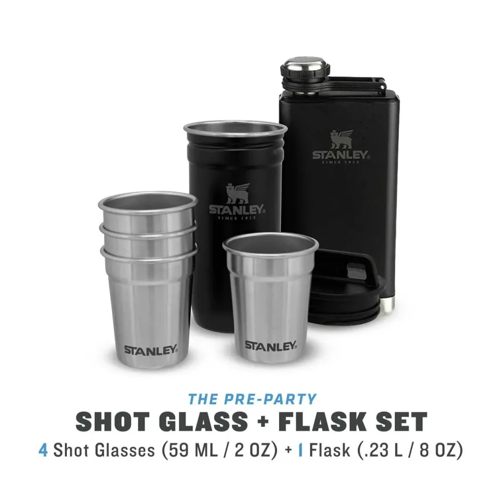 Adventure Shot & Flask Gift Set, Flasche 236 ml, 4 Edelstahl-Pinnchen, 59 ml, Edelstahlbehälter matt schwarz