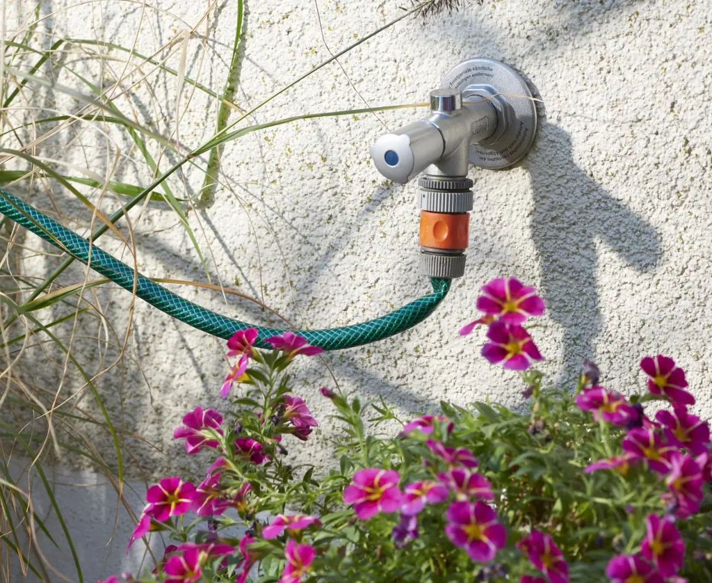 Gartenschlauch + Schlauchverbinder Set + Rasenregner
