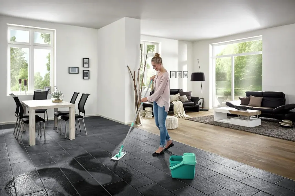 Set Eimer 12 Liter mit Presssieb, Bodenwischer, Set "Combi M + Wischbezug static plus"