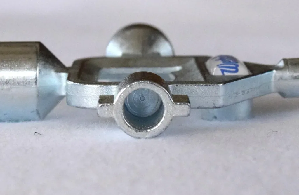 Handwerkerschlüssel mit 13 Funktionen