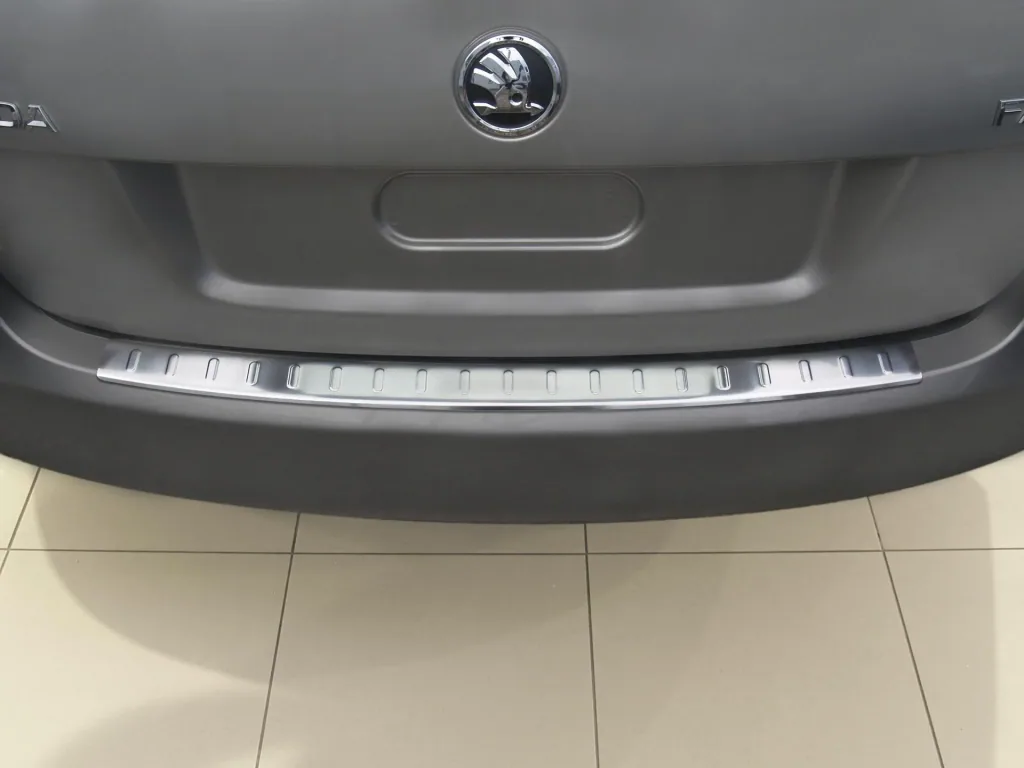 Ladekantenschutz Skoda Rapid / Edelstahl, Baujahr 2012-2015, FL 2015>