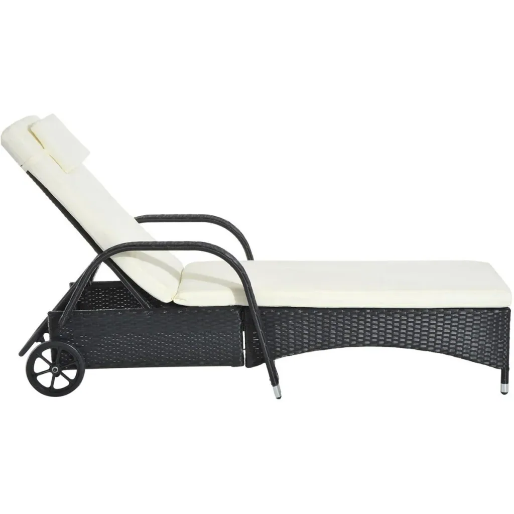 Mobile Rattanliege für den Garten