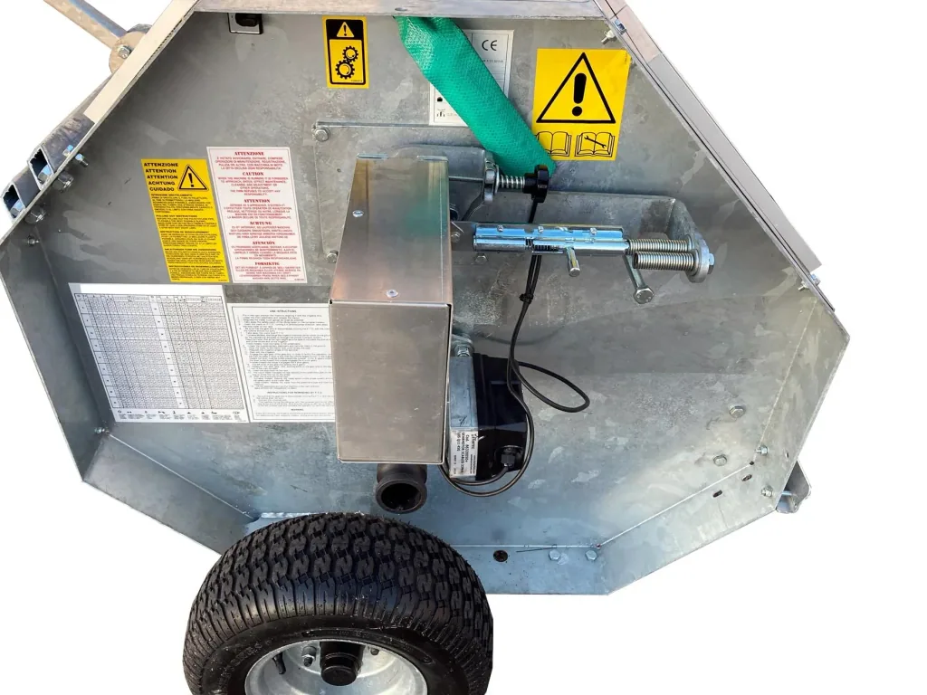 Bewässerungswagen "E-Rain 32-100"