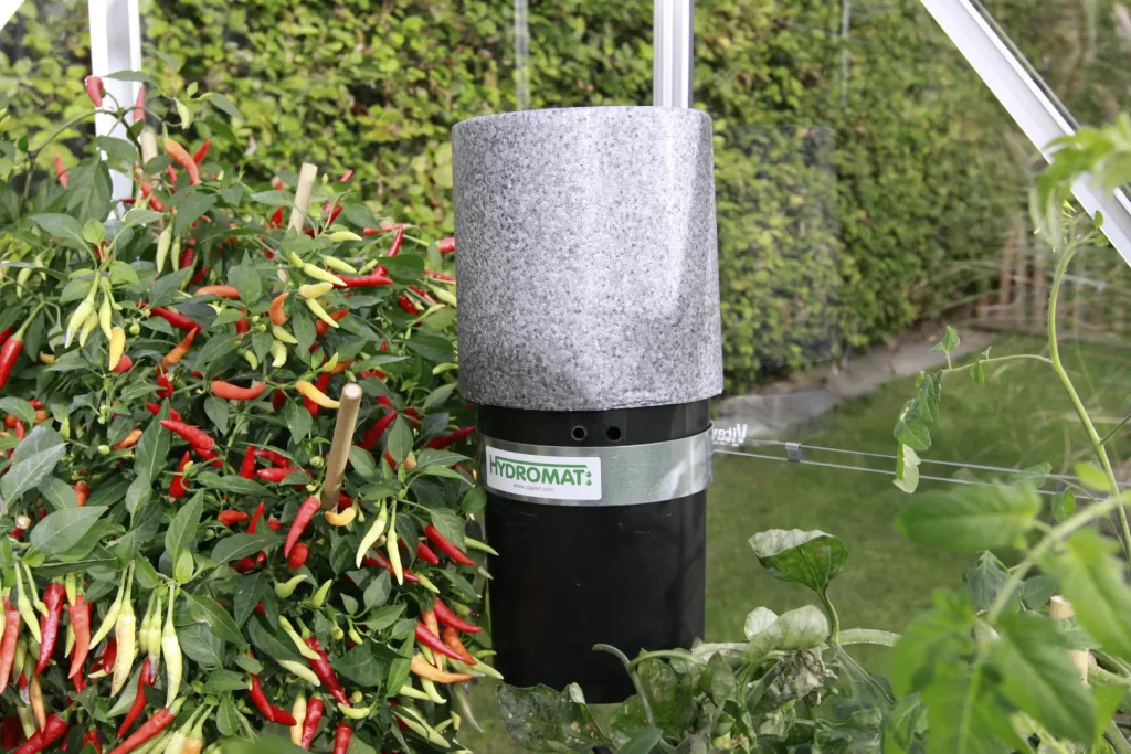 Hydromat mit 2,5 Liter Fassungsvermögen und 50 Tropfstäben