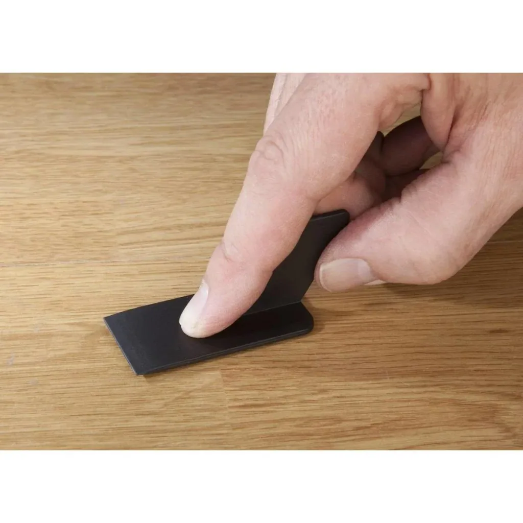 Reparaturset für Laminat + Satz mit 11 Farben Hartwachsstangen