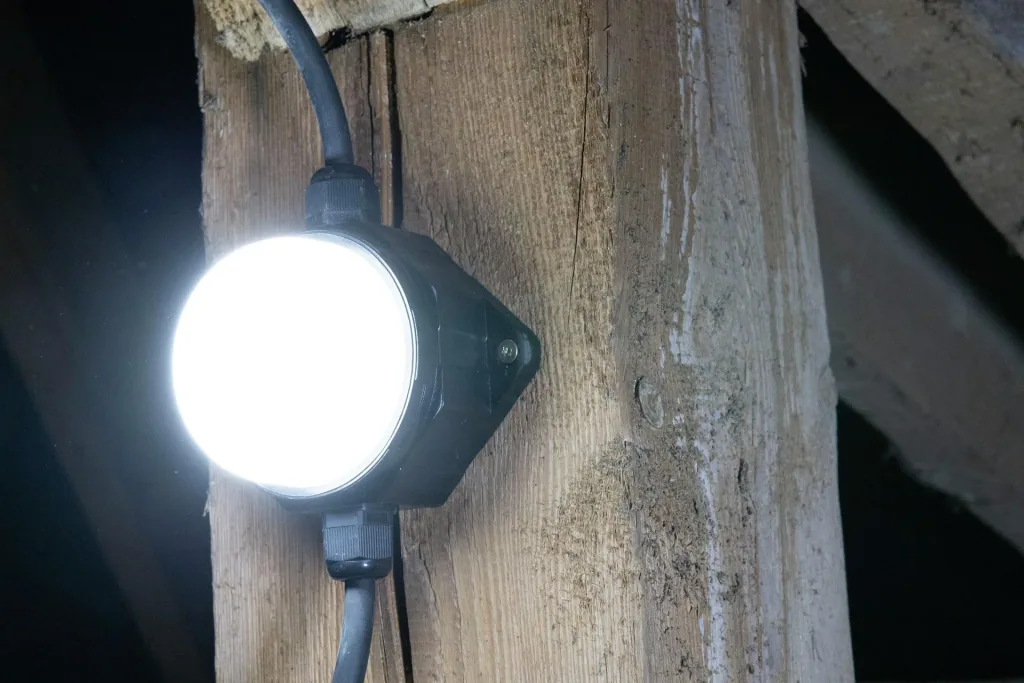 LED Lichterkette 6000 Lumen, 180 Grad Weitwinkelausleuchtung