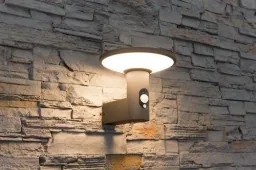 Solar LED Wandleuchte KARINA schwarz, 3,3 Watt, 210 lm, warmweiß