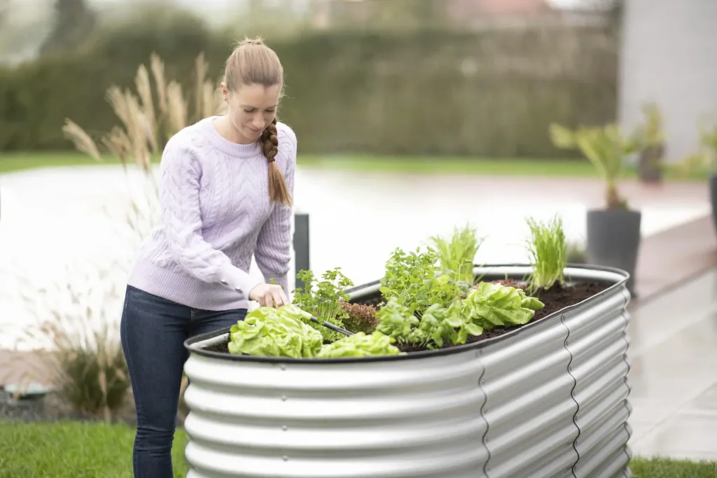 Westmann Hochbeet Grow Faster, 240×80×82 cm, Silber – Metall aus verzinktem Wellblech