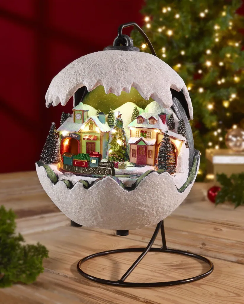Weihnachtskugel 2021 mit fahrendem Zug, LED Licht und Musik