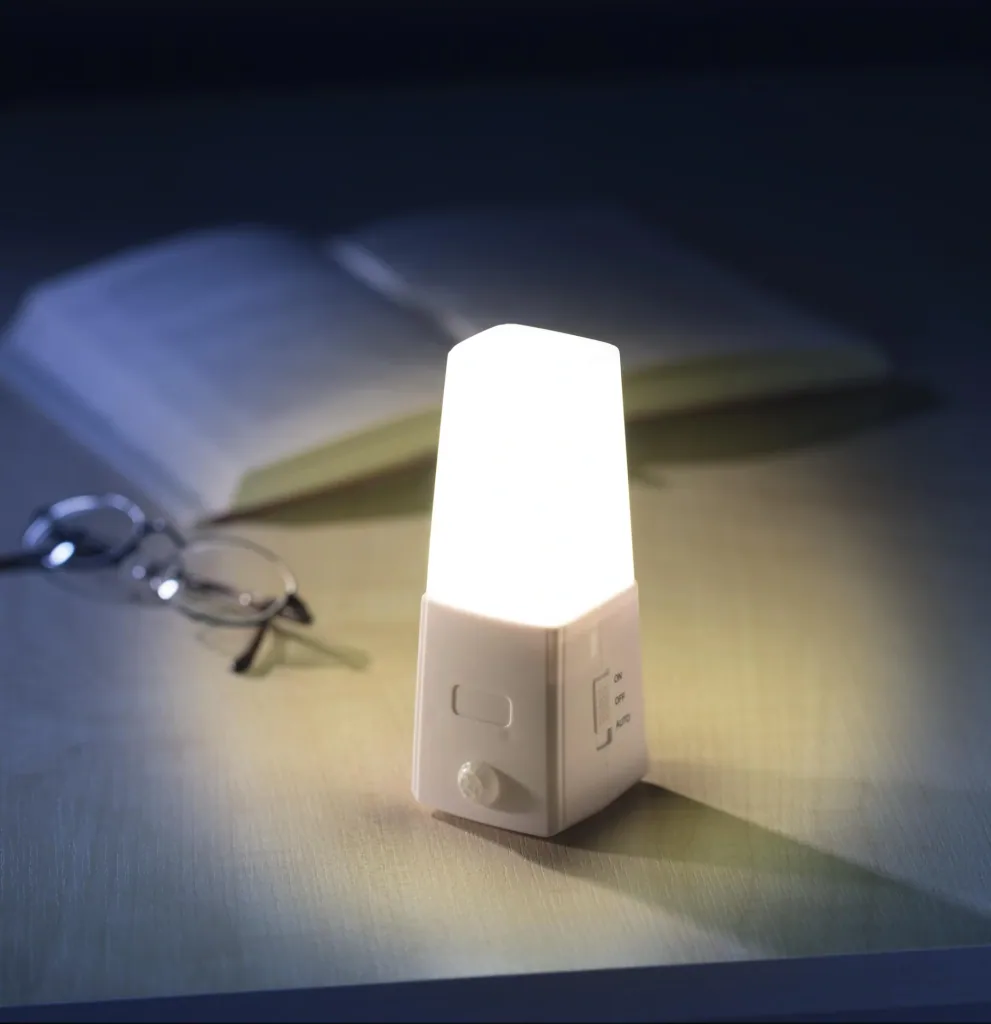 LED Nachtlicht mit Bewegungssensor und warmweißen LEDs