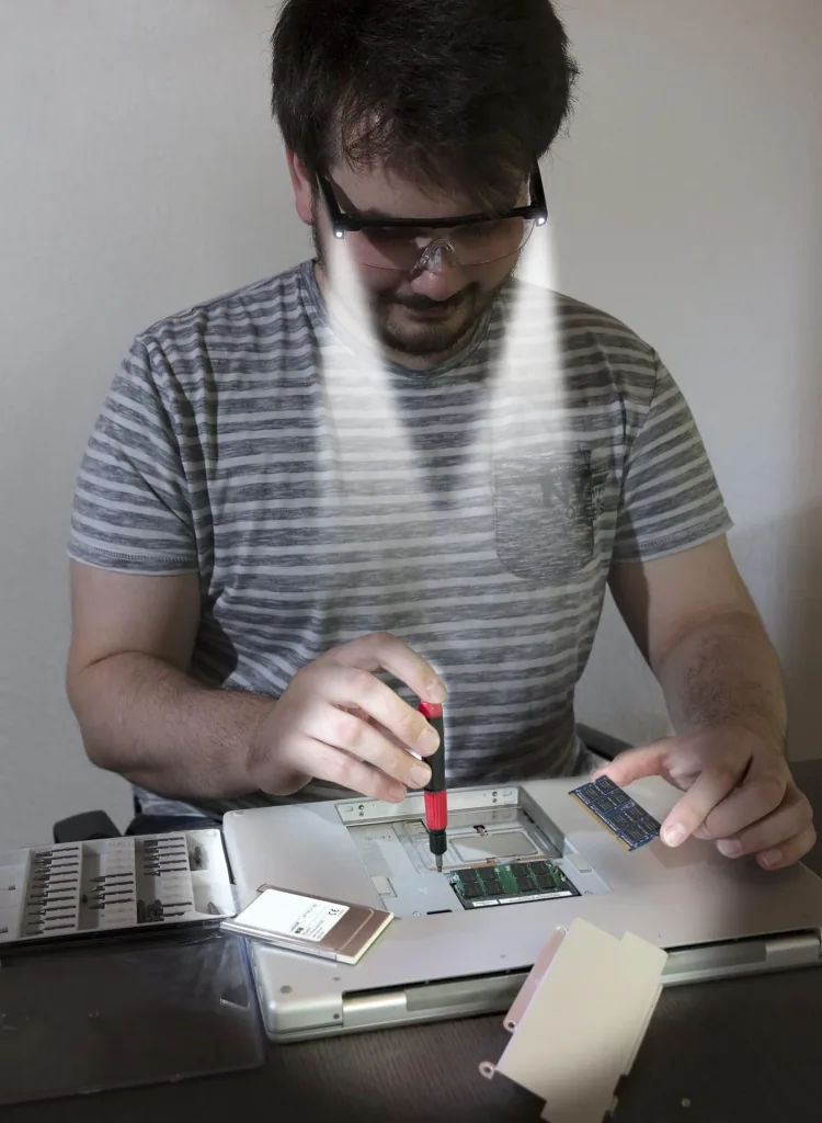 LED-Vergrößerungsbrille, Schwarz