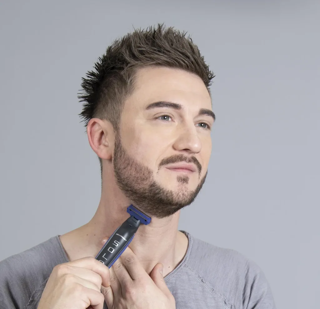 Rasierer für Gesicht und Körper, Bart-Styler. Trockenrasur