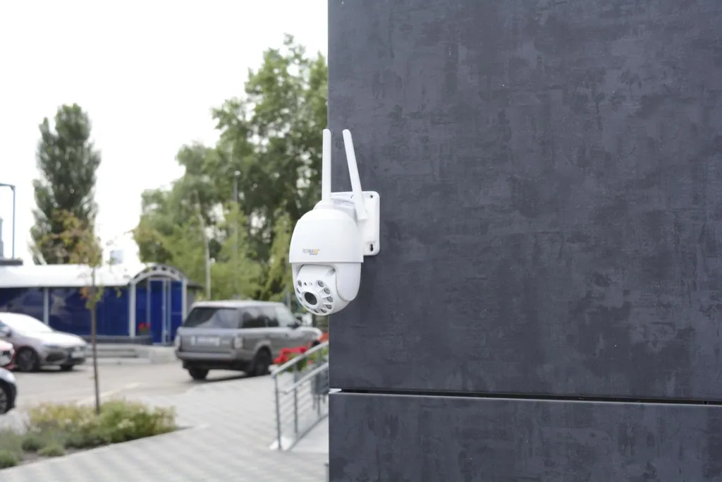 WiFi Dome Kamera mit Nachtsicht und Bewegungserkennung