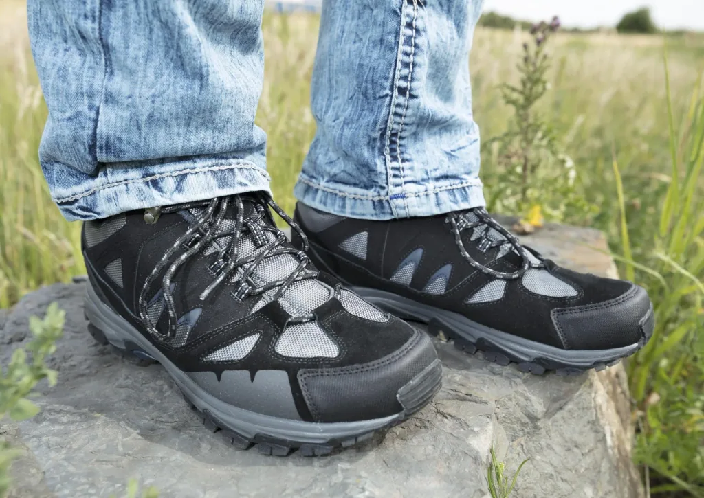 Freizeit und Wanderschuh, Farbe grau, Gr.40