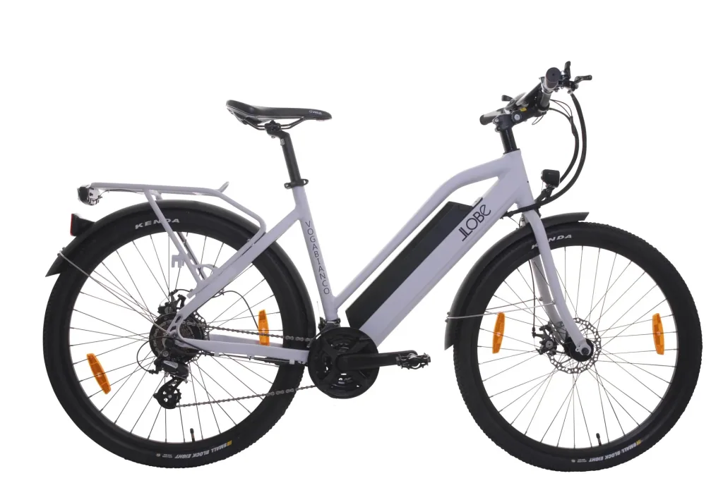 Damen Alu Elektro Trekking-Bike, 27,5 Zoll, Rahmenhöhe 44 cm, 21-Gang Kettenschaltung, weiß, " Voga Bianco "