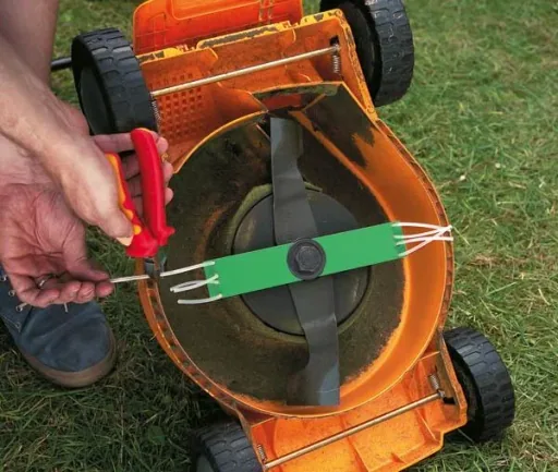 Universal Rasenmäher Mulch Kit