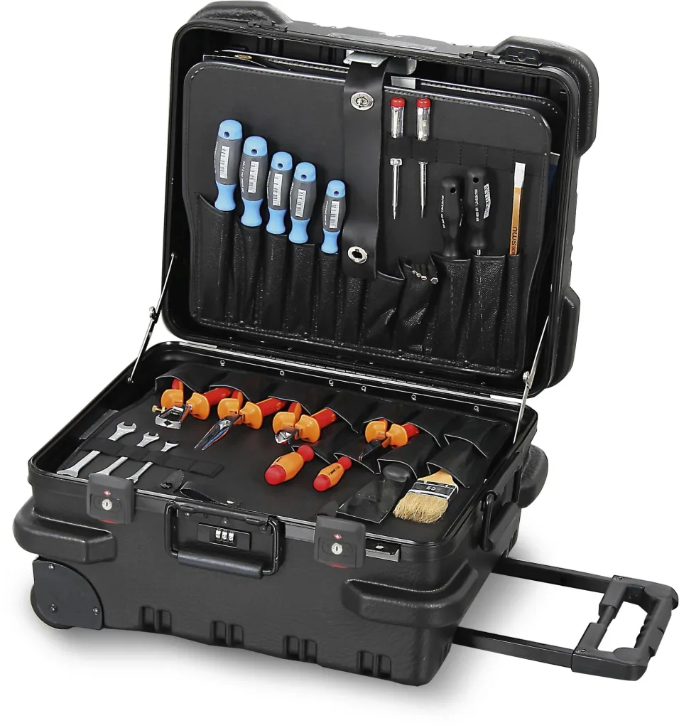 Werkzeugkoffer CHICAGO CASE 5530, 53 Liter, bruchsicher mit integriertem Rollensystem