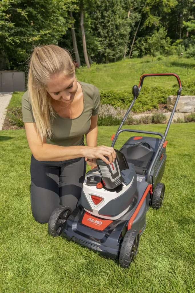 36 V ENERGY FLEX Akku-Rasenmäher 42.2 Li Comfort - Inkl. 1 Akku und Ladegerät