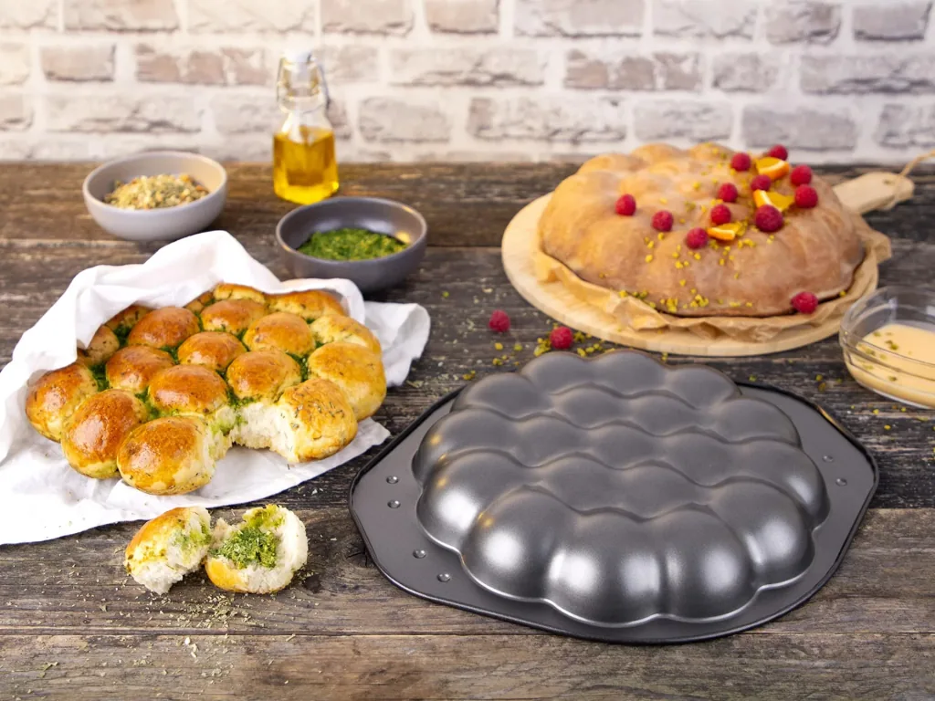 Backform Wolkensonne Emaille, 30 x 35 x 4 cm mit Rezepten