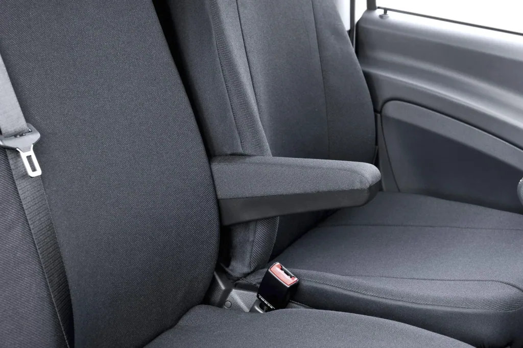Passform Sitzbezüge für Mercedes Vito W638 + W639 und Viano W638 + W639 aus Stoff ab BJ 06/2003 bis 05/2014