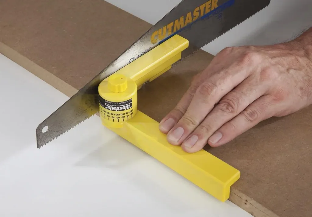 Magnetischer Winkel für Handsäge