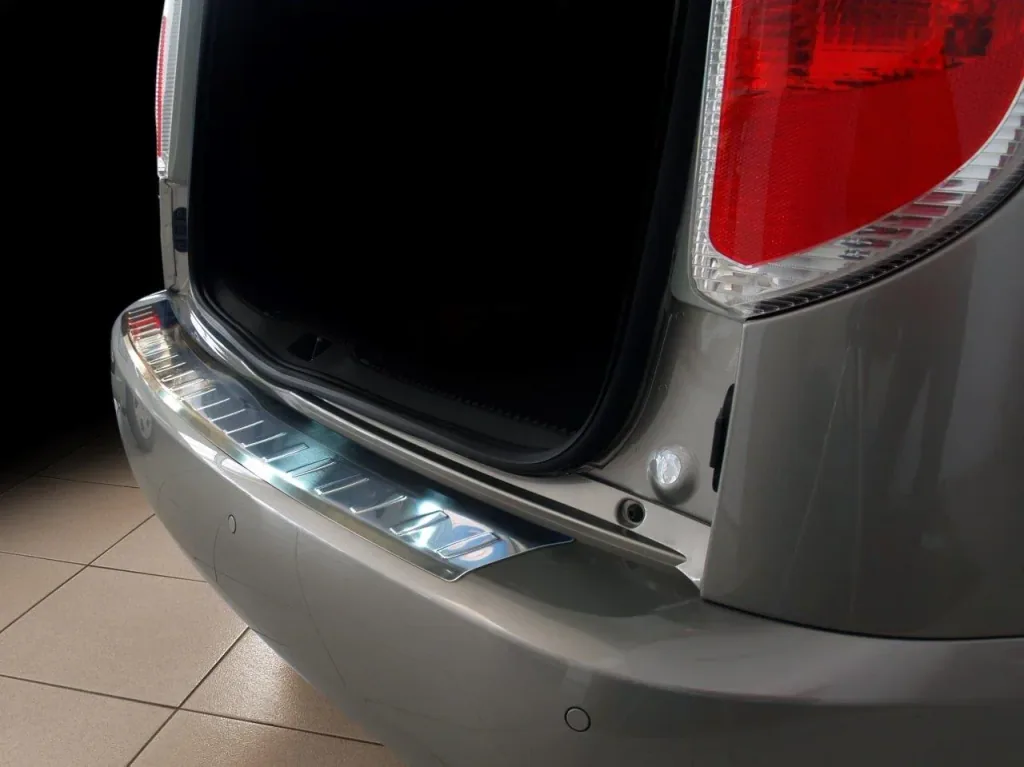 Ladekantenschutz Skoda Roomster Baujahr 2006-2012/ Edelstahl