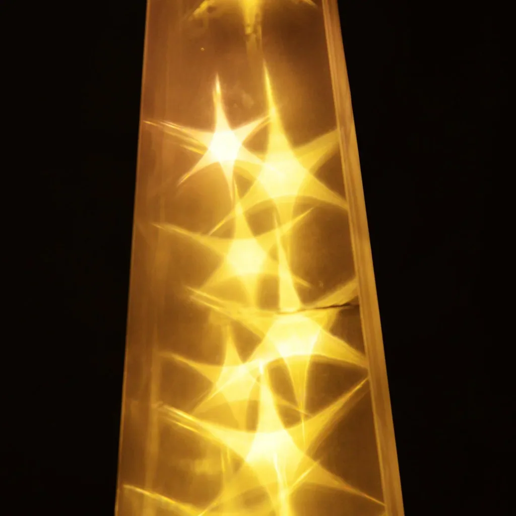 LED Leuchtpyramide 60cm 3D Hologramm Stern Pyramidenleuchte