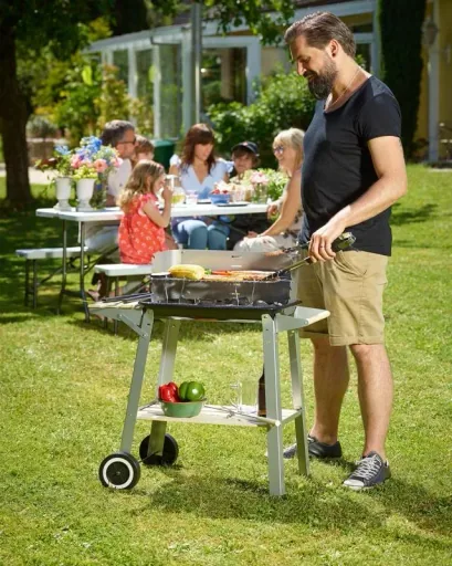 BBQ-Grill - Mit Rädern und Arbeitsplatte - 55x35cm
