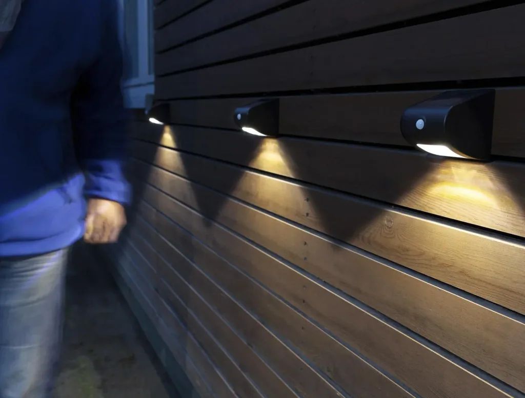 Solar Wand- und Zaunlicht mit Bewegungsmelder