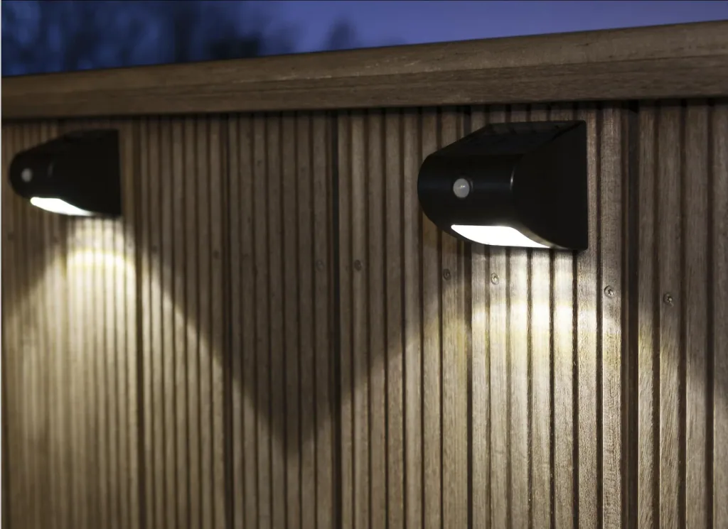 Solar Wand- und Zaunlicht mit Bewegungsmelder