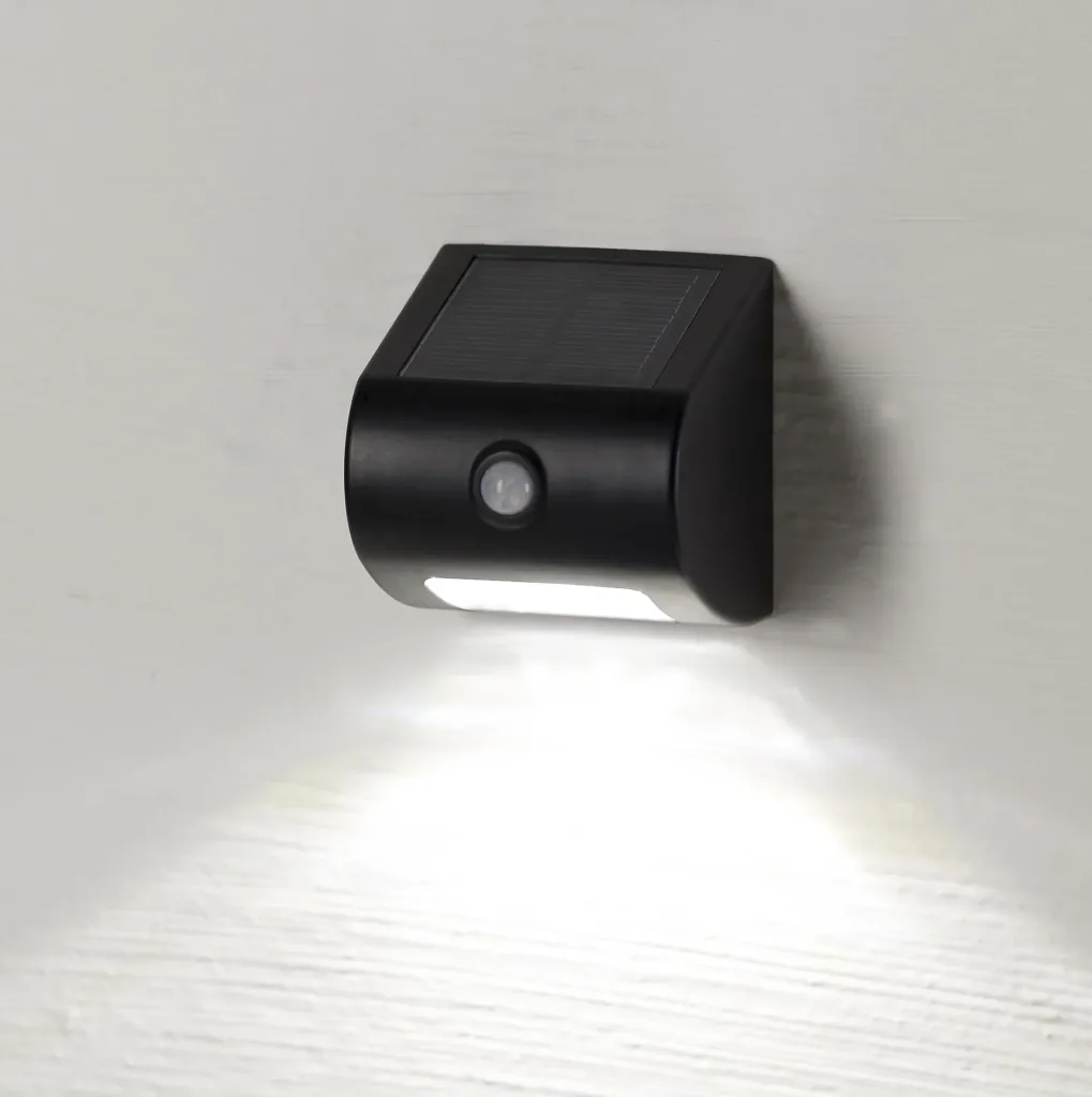 Solar Wand- und Zaunlicht mit Bewegungsmelder