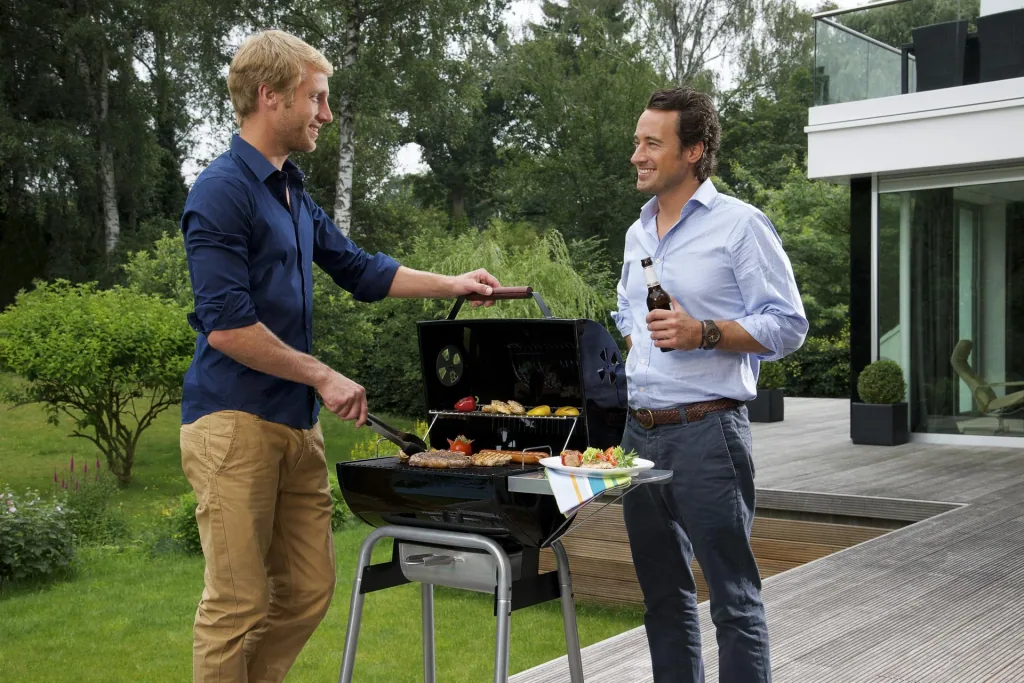Holzkohlegrill "Black Taurus 440"
