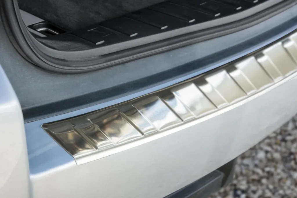 Ladekantenschutz Edelstahl für BMW X3 E83 ab Baujahr 2006-2010