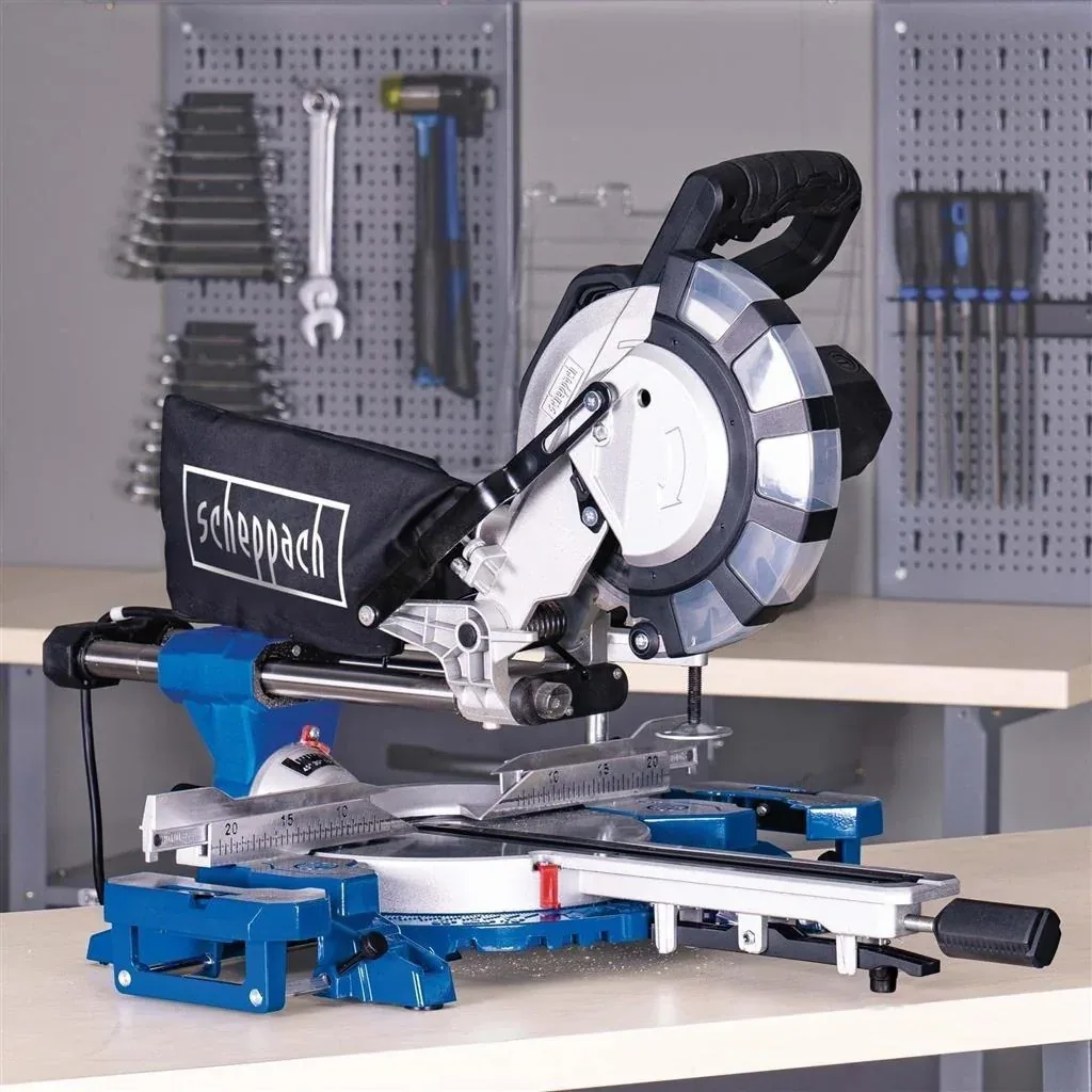 Kapp- und Zugsäge HM216SPX - 2000W | 210mm | Laser | 2 Blätter