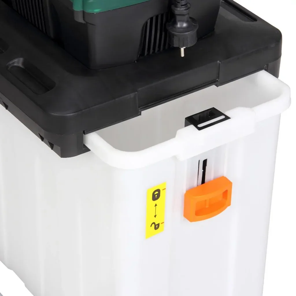 Aktenvernichter mit 60L Auffangbehälter
