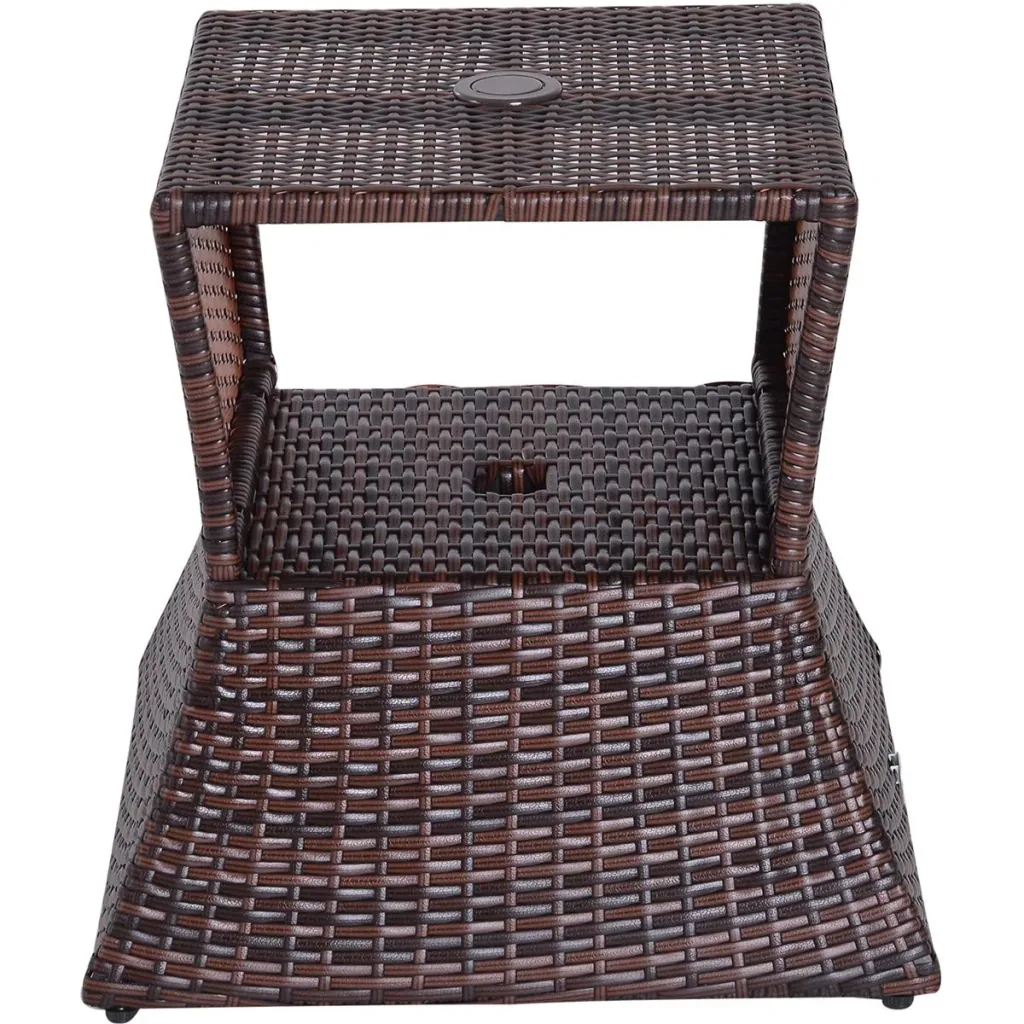 Rattan-Gartentisch mit Sonnenschirm-Halterung braun