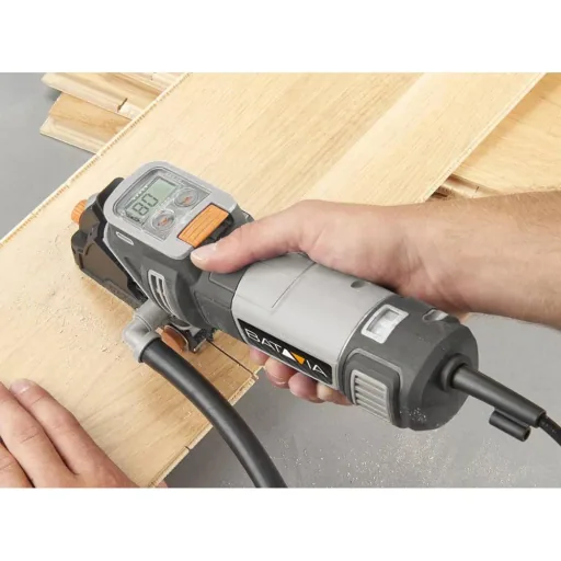 PRÄZISIONS-TAUCHSÄGE MIT DISPLAY MIT DIGITALER DREHZAHLREGELUNG 500W - Ø 50 MM - IN NYLONTASCHE