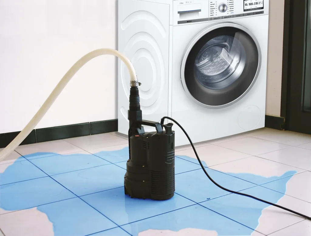 Drainage-Tauchpumpe Integra 8000, flachabsaugend bis 2 mm, bis 8.000 l/h Fördermenge
