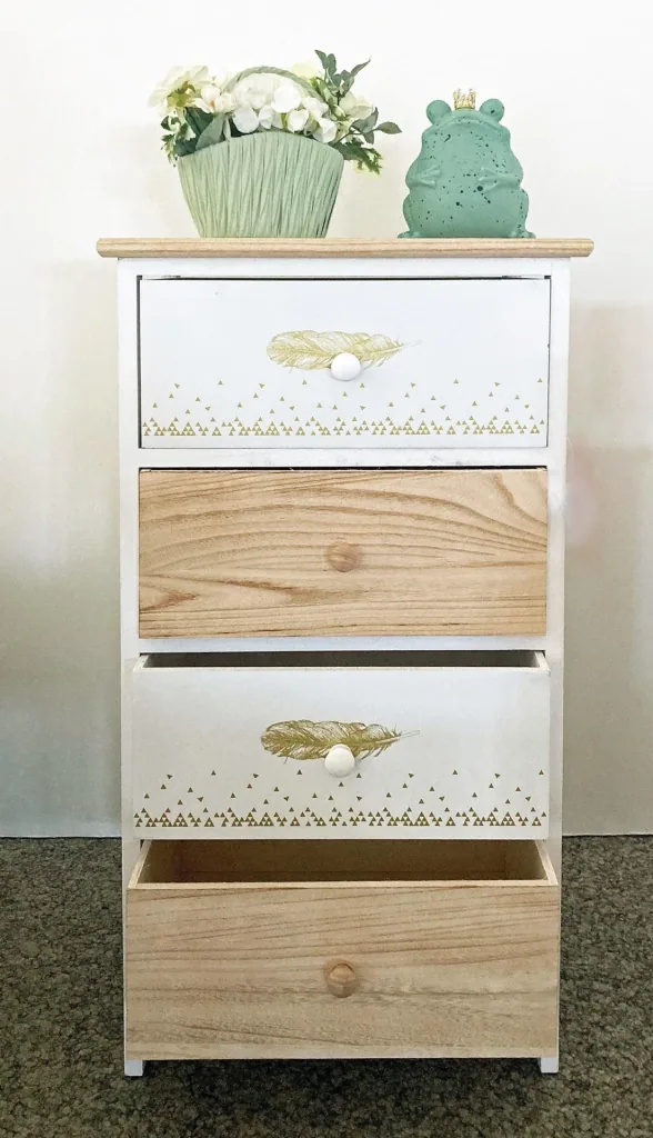 Kommode aus Holz mit 4 Schubladen weiss und Natur