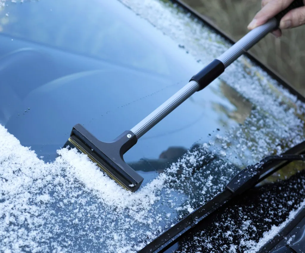 Eisschaber Teleskop mit Messingklinge und Wischlippe