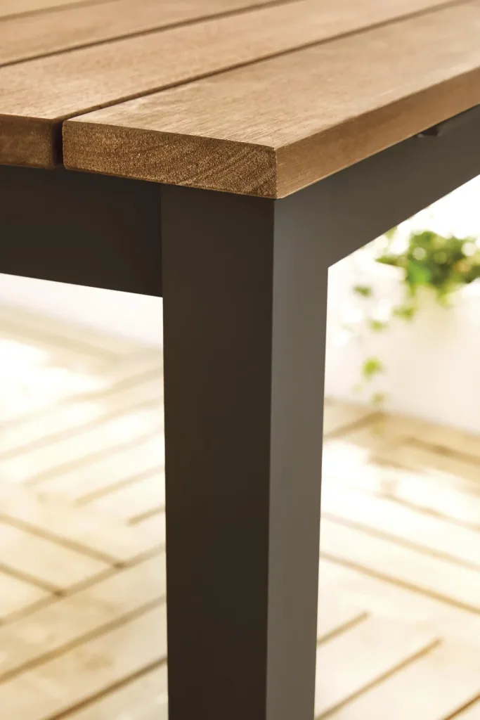 Garten-Holztisch "Mackay"    