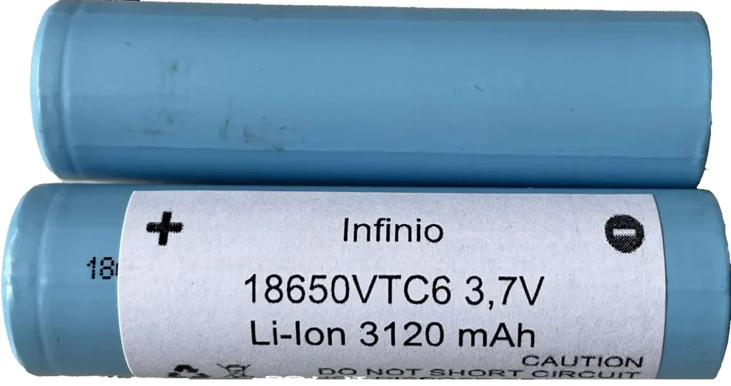 Lithium-Ionen Akku mit 3120 mAh und 3,7 Volt - 2er Box