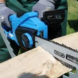 Kettensäge KS420P mit zusätzlicher Sägekette 1,3 mm