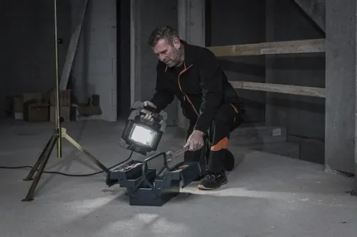 LED Baustrahler Toran 30W mit Lichtsteuerungsapp, 3000lm, IP55