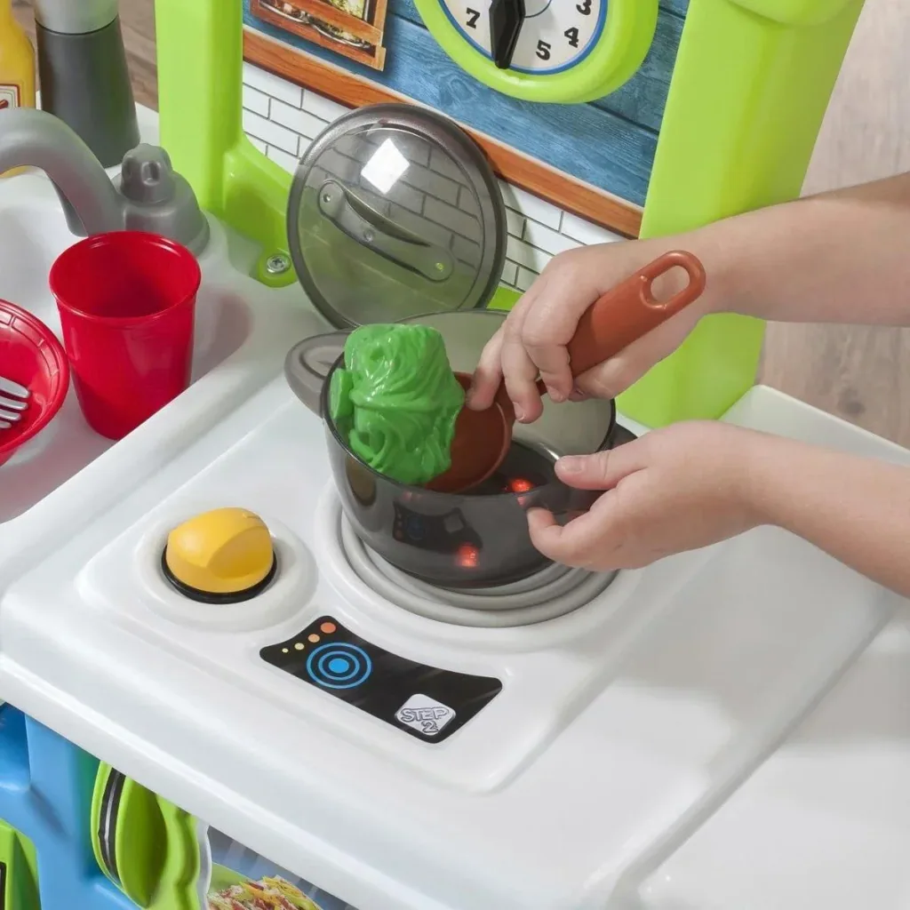 Spielküche Little Cooks Kitchen Inkl. 21-teiligem Zubehörset