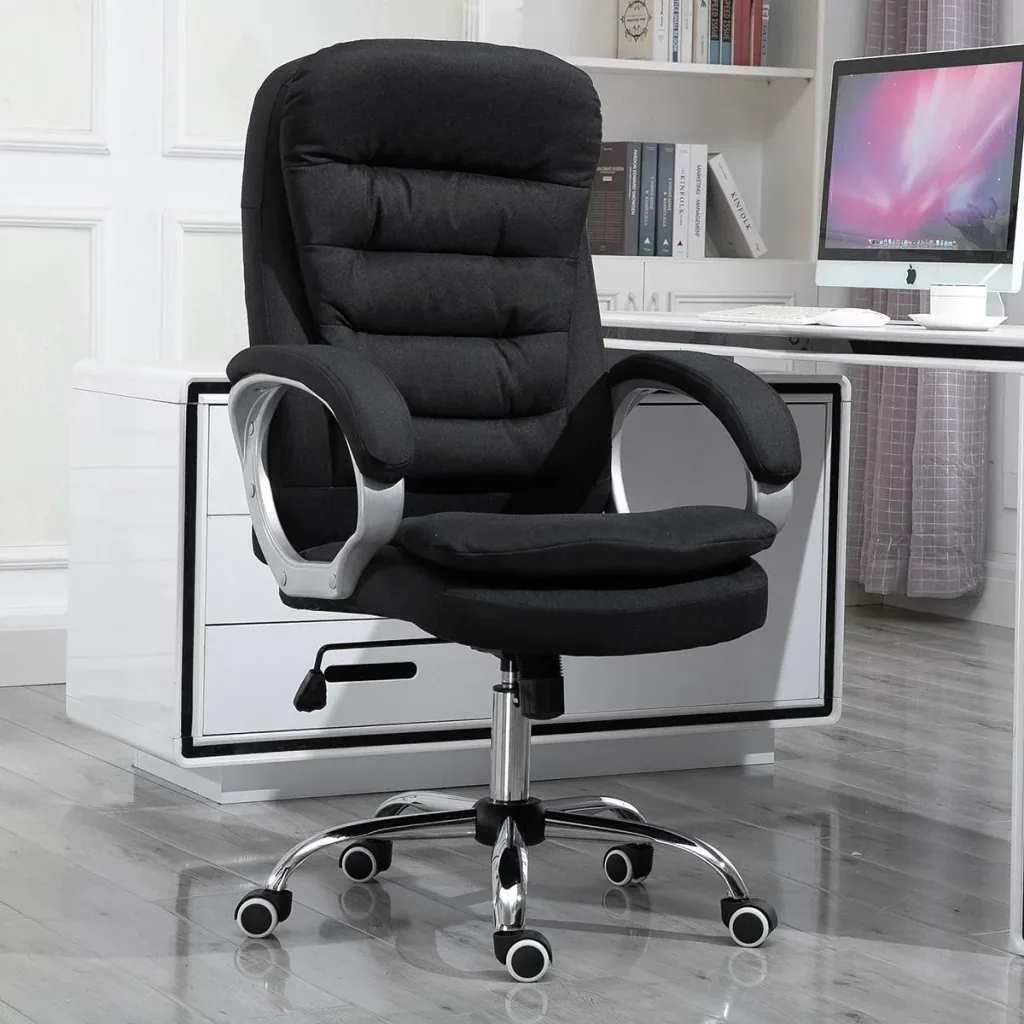 Bürostuhl mit hoher Rückenlehne