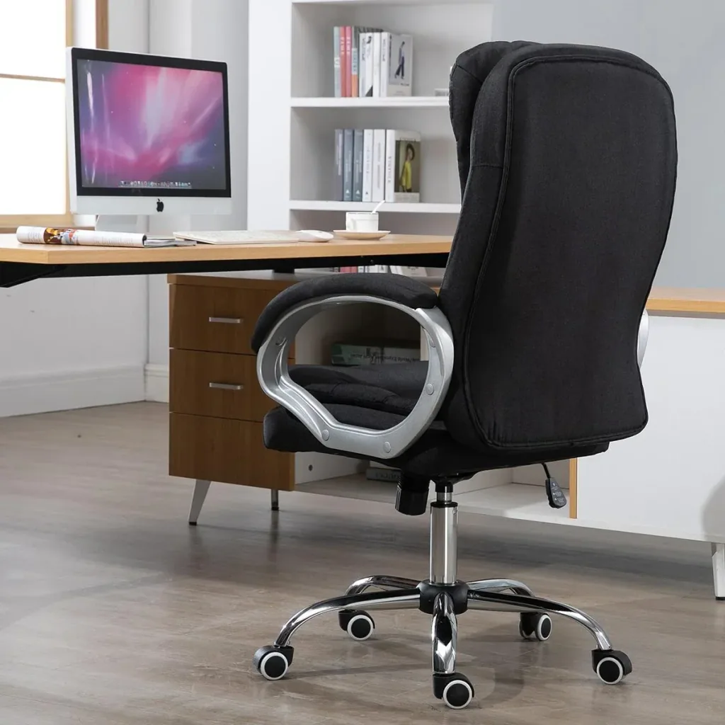 Bürostuhl mit hoher Rückenlehne