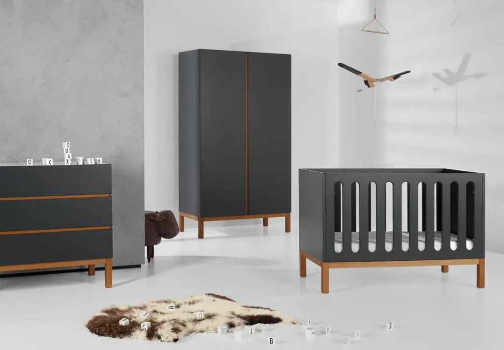 Quax Indigo 3 türiger Schrank schwarz
