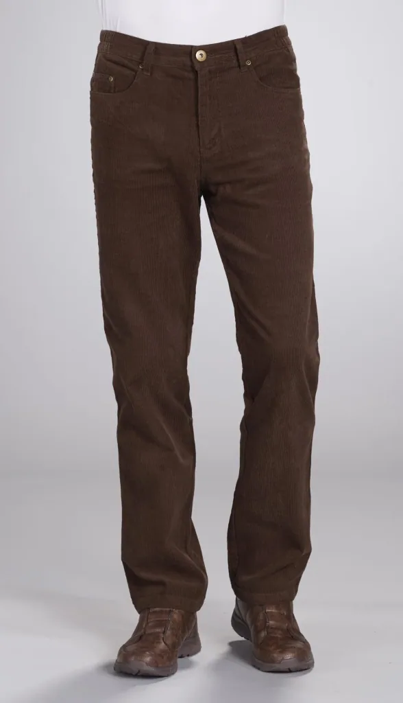 Cordhose im 5 Pocket Stil, Farbe braun, Gr. 48