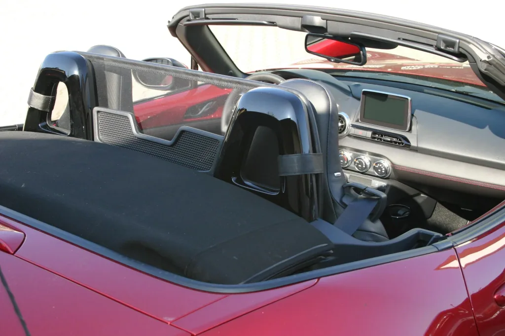 Windschott Fiat 124 Spider, Baujahr 2015>
